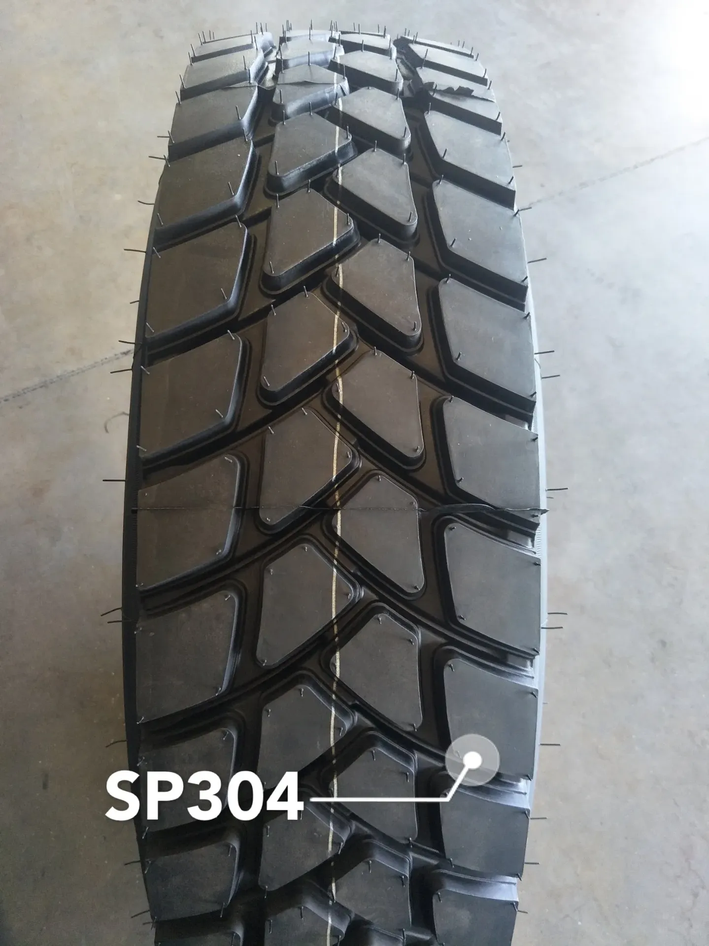 Pneu Sportrack sp304